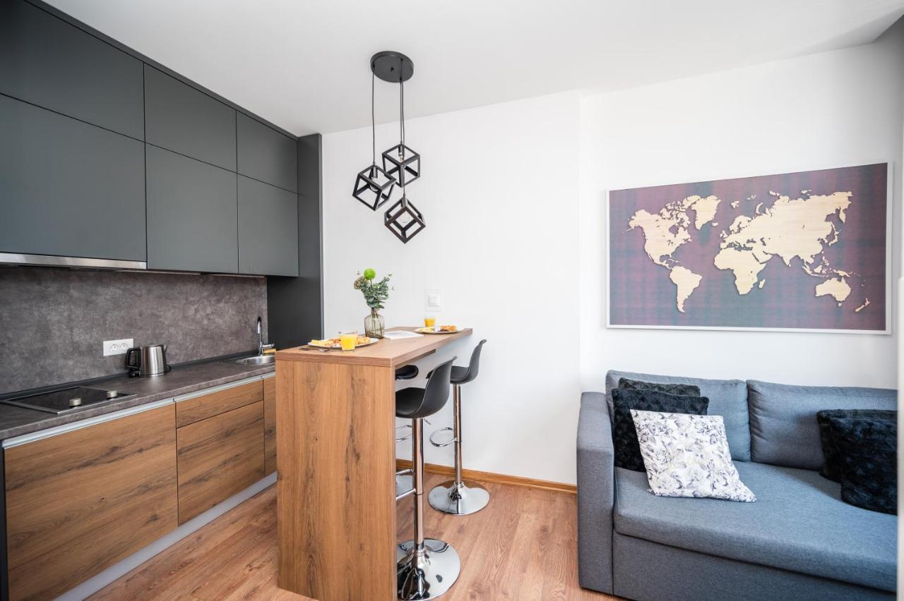 Modern And Bright Apartments - Main Street SJJ Extérieur photo